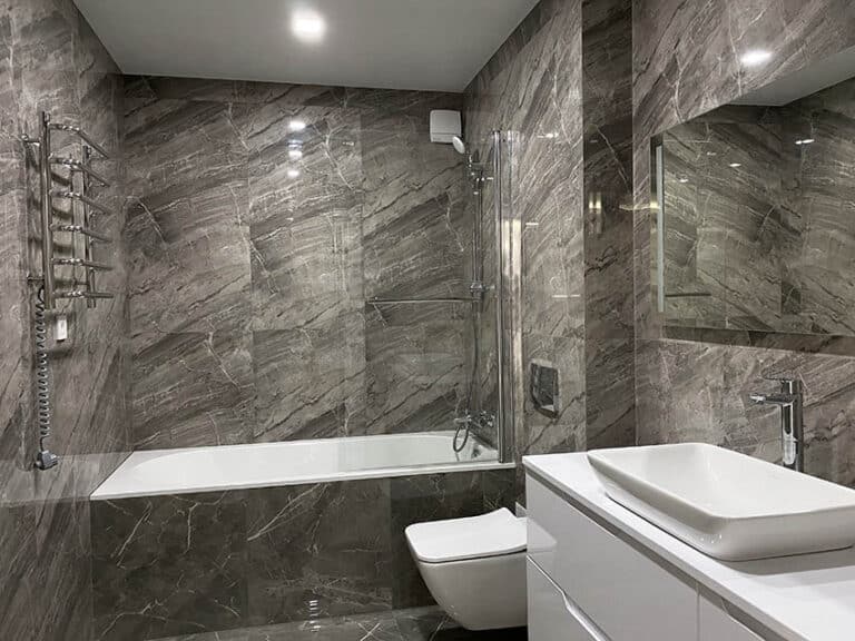 Alcove Tubs (Design Ideas)